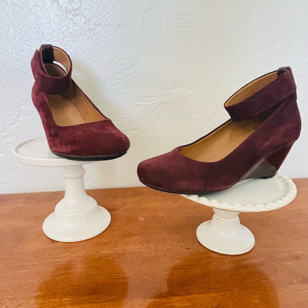 Burgundy color Clark shoes